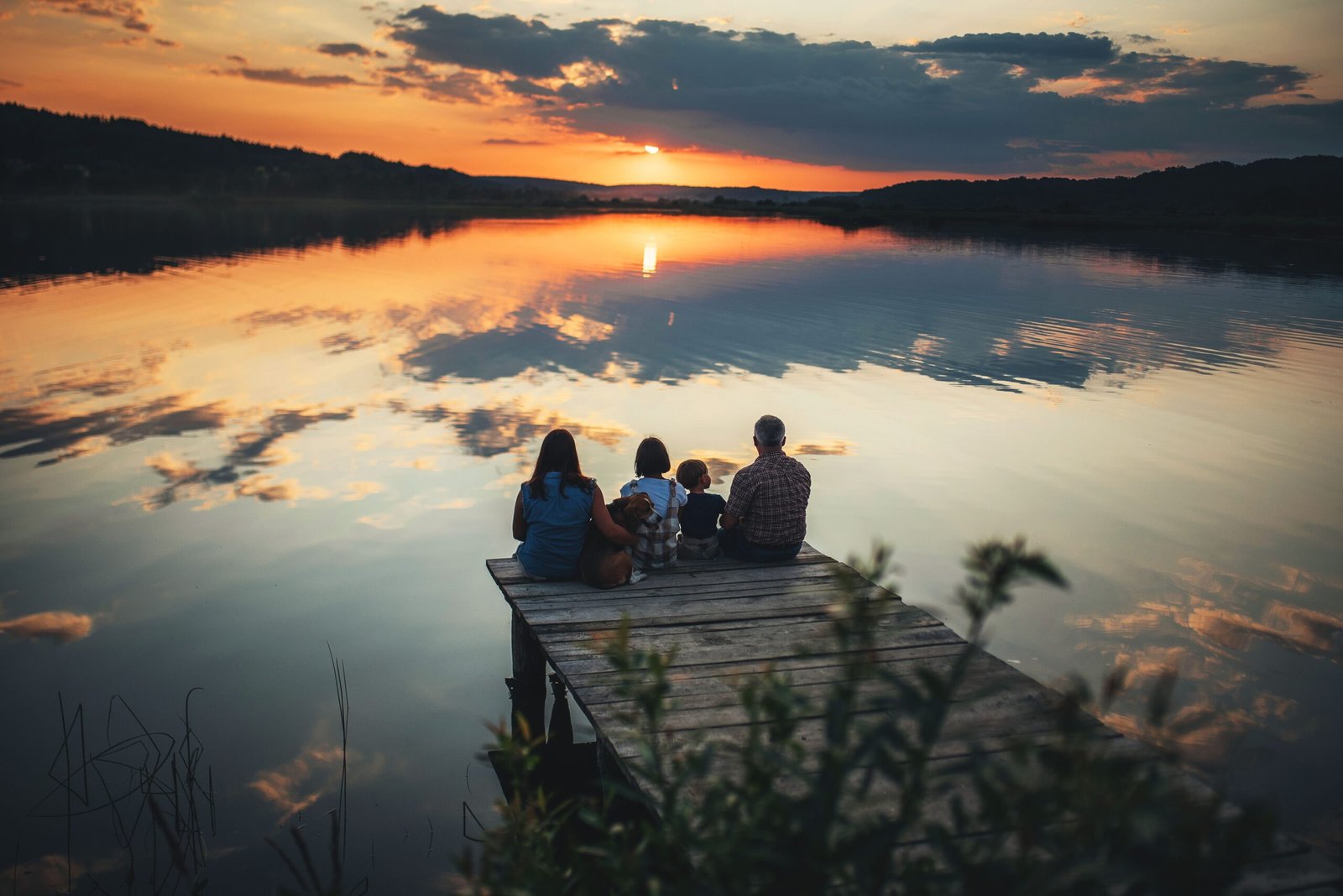 Don’t Let Fraud and Scams Ground Your Summer Vacation