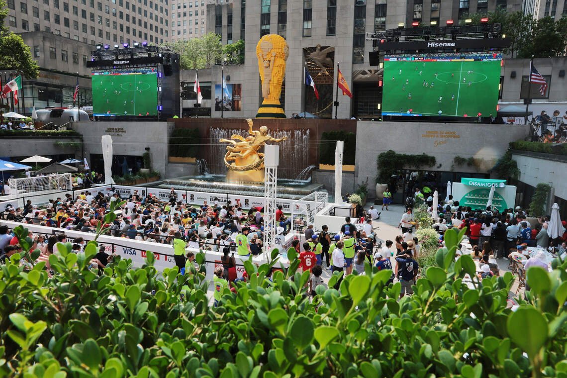 Retailtainment on the Cheap: Visit American Dream, Mall of America and Rockefeller Center For Less