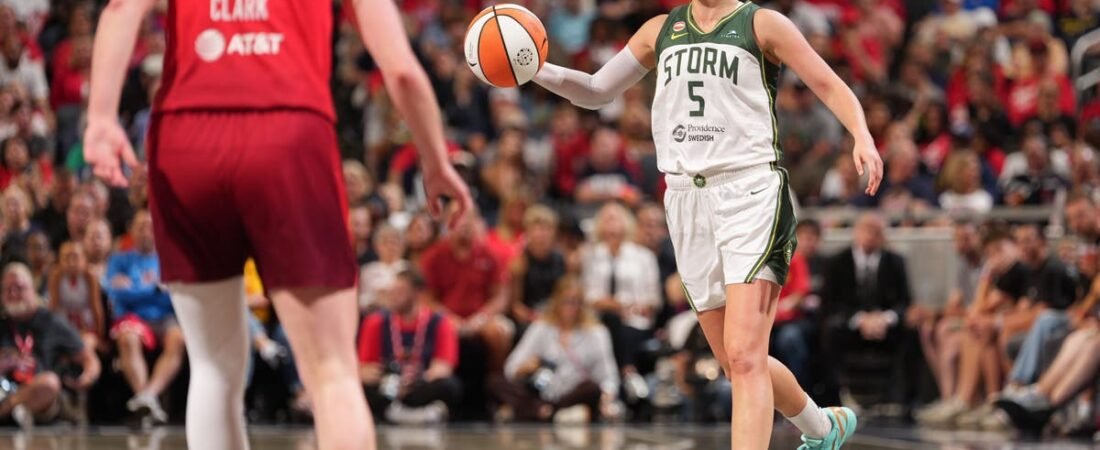 Caitlin Clark drops 40 and 10, Fever beat Storm